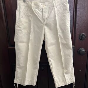 Izod Women's White Capris